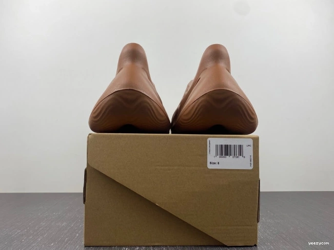 Yeezy HP5335 Clay Adidas Foam Red RNR 1030